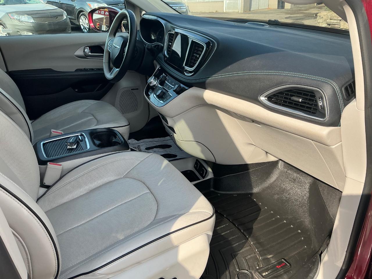 Chrysler Pacifica Hybrid Limited 2018