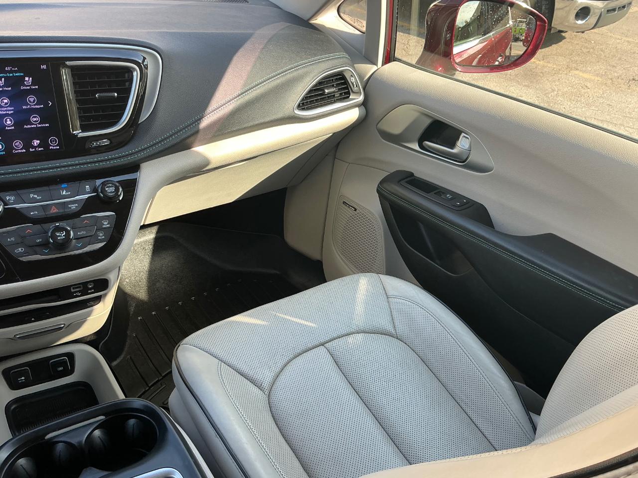 Chrysler Pacifica Hybrid Limited 2018