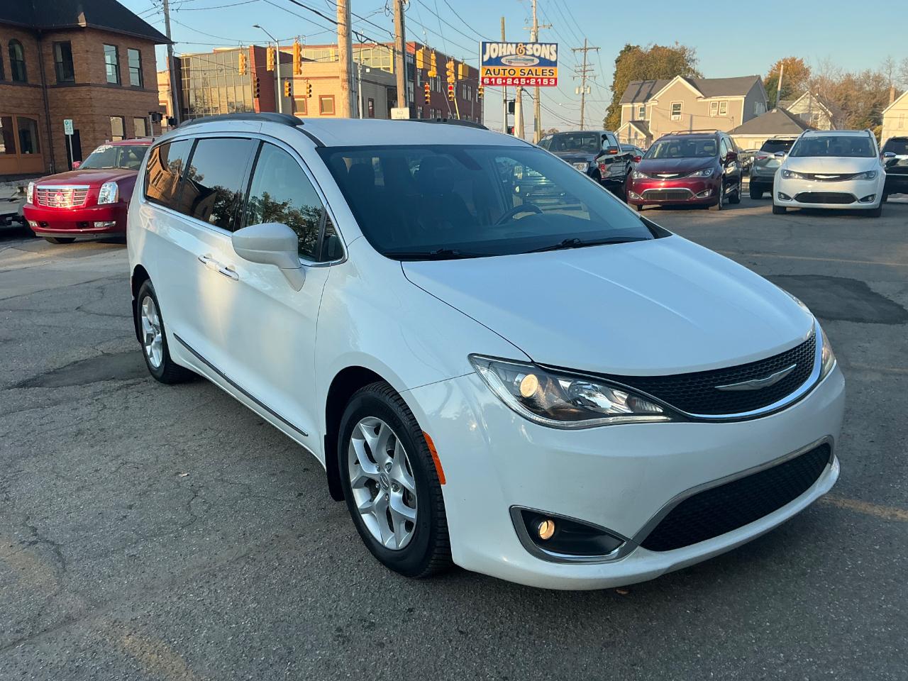 Chrysler Pacifica Touring-L 2017