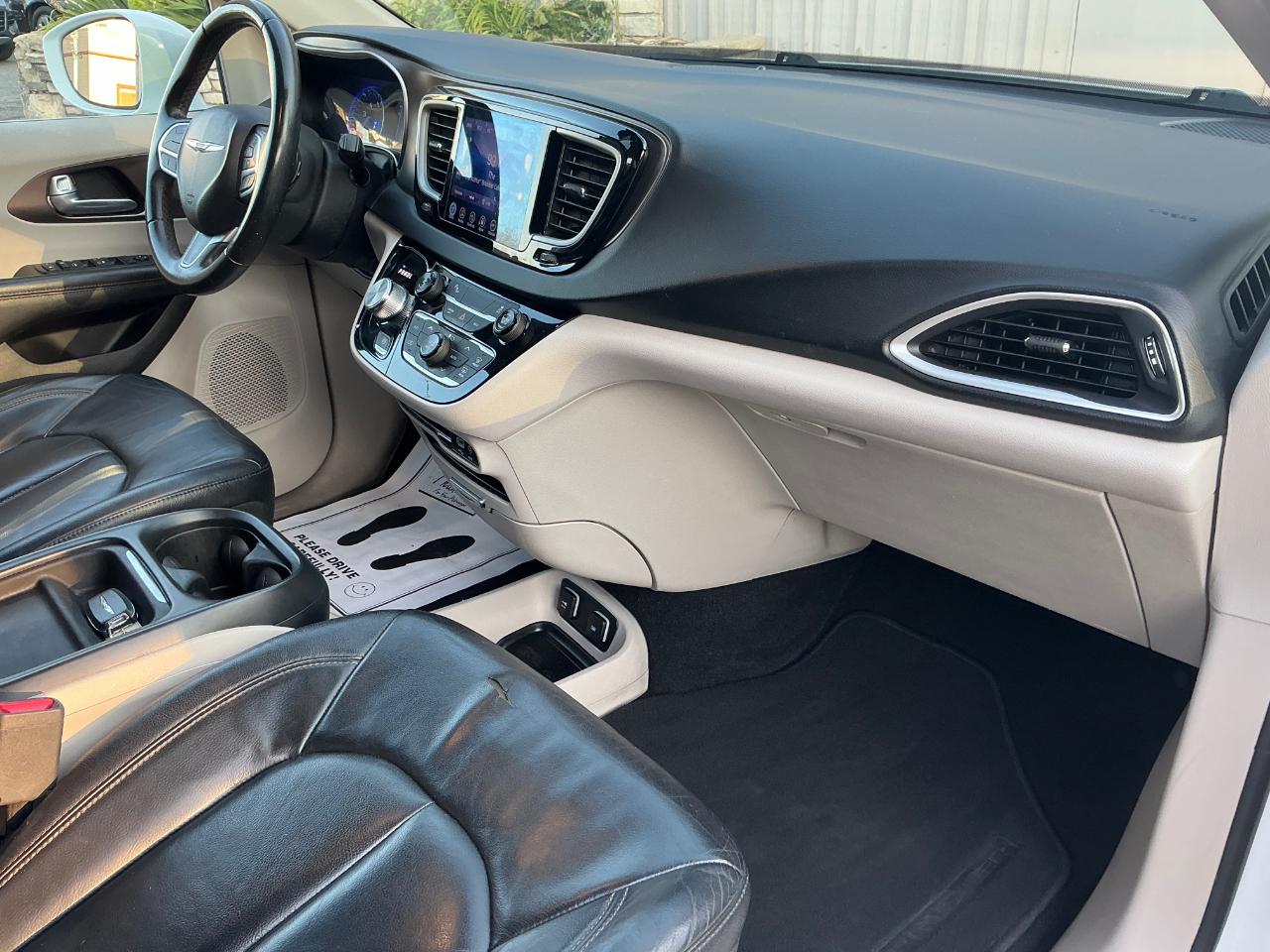 Chrysler Pacifica Touring-L 2017