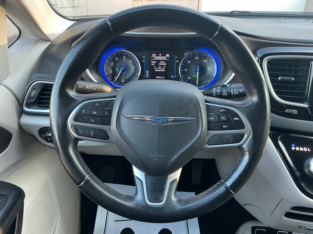 Chrysler Pacifica Touring-L 2017