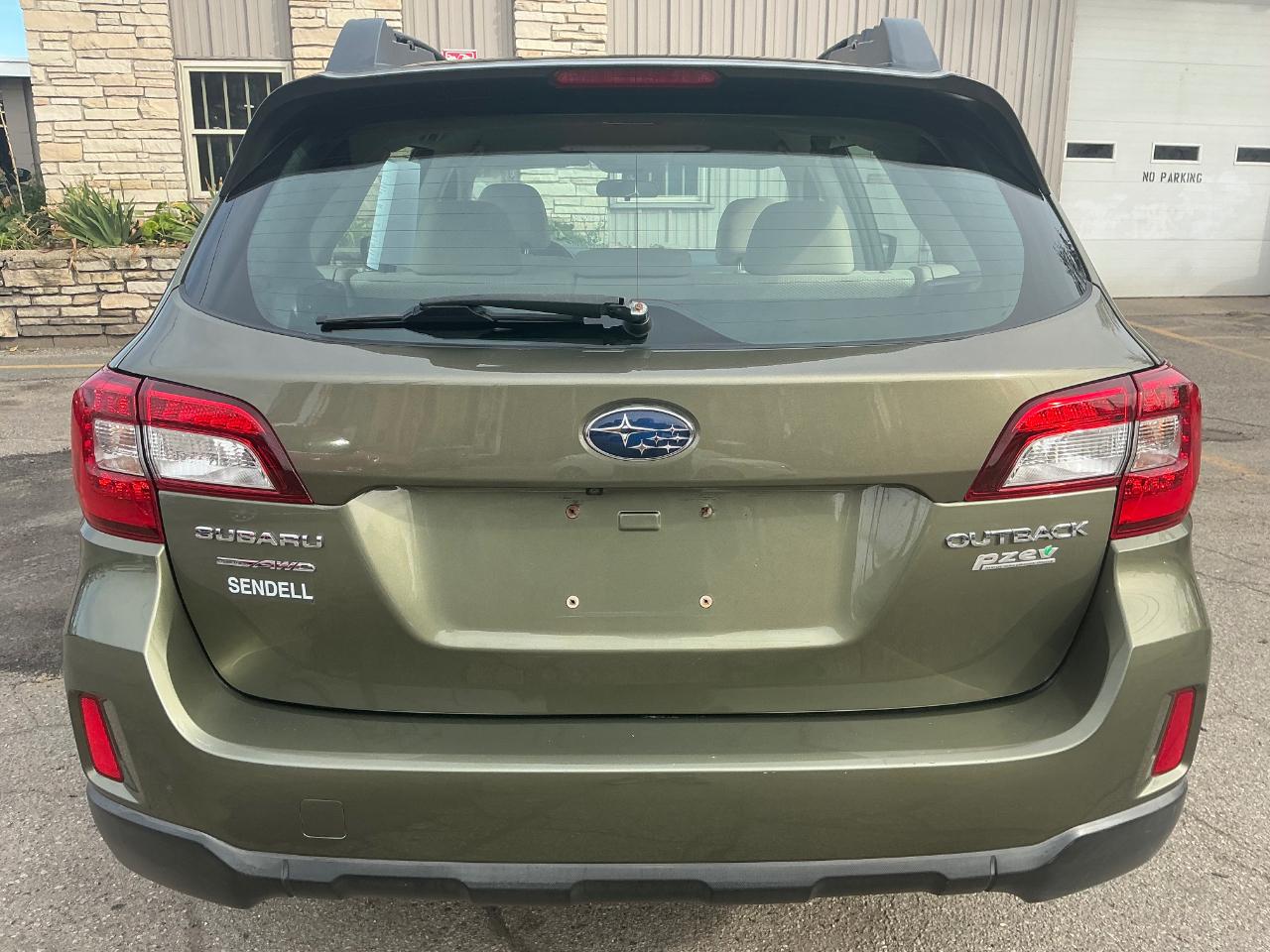 Subaru Outback 2.5i 2016