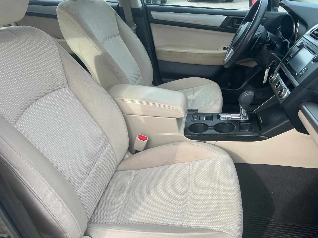 Subaru Outback 2.5i 2016