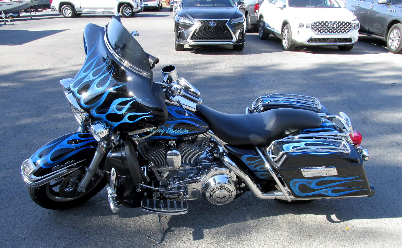 2007 Harley-Davidson FLHTI 8