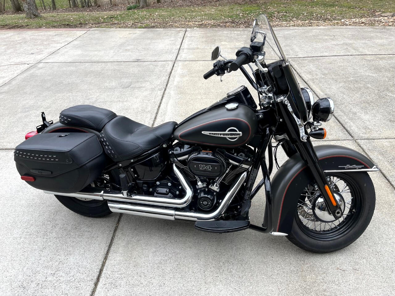 2018 Harley-Davidson FLHCS 2