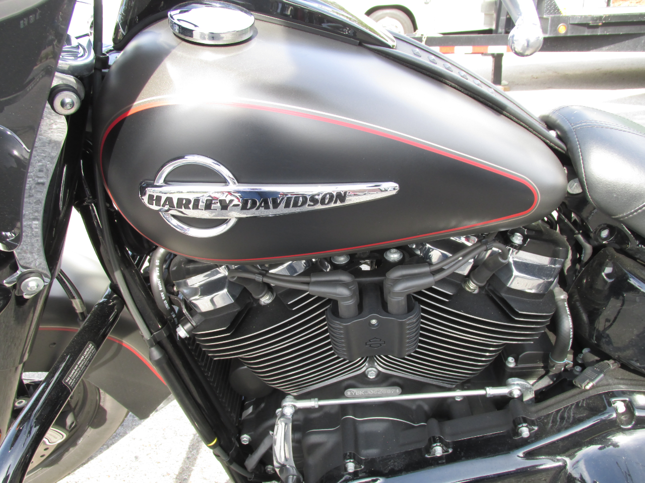 2018 Harley-Davidson FLHCS 15