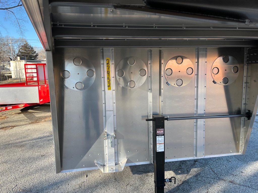 Merritt Trailers Gooseneck  2025 Merritt Trailers Gooseneck  2025