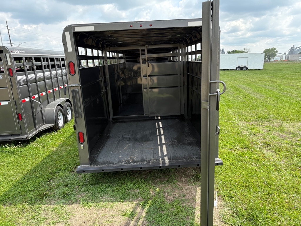 S&S Dura-line Gooseneck  2025 S&S Dura-line Gooseneck  2025