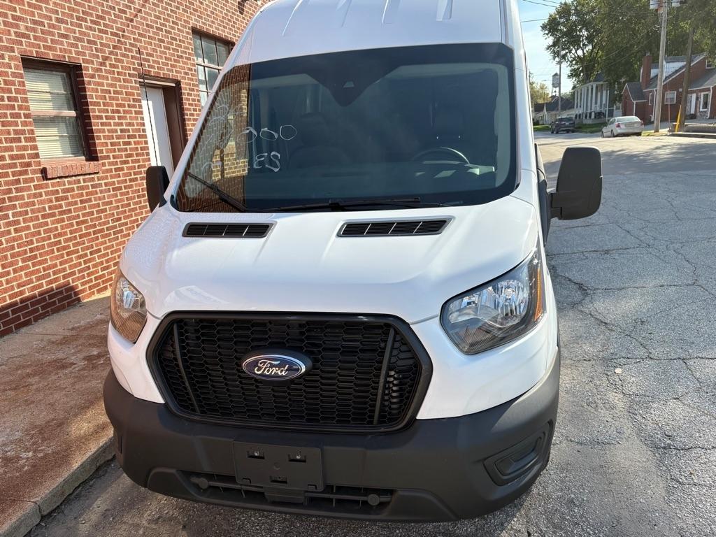 2024 Ford Transit photo 2