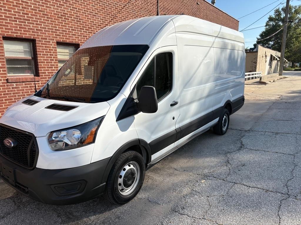 2024 Ford Transit photo 3