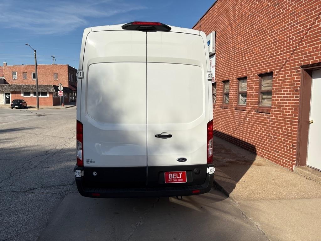 2024 Ford Transit photo 6