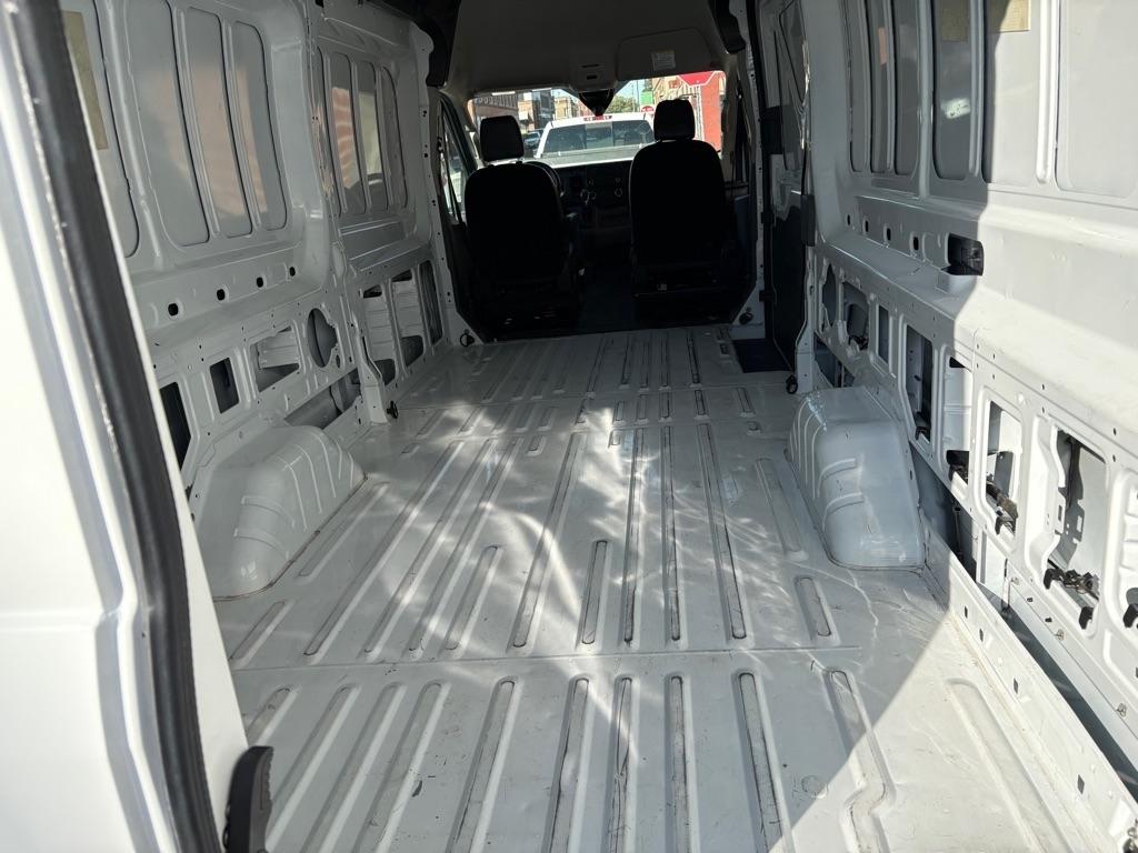 2024 Ford Transit photo 8