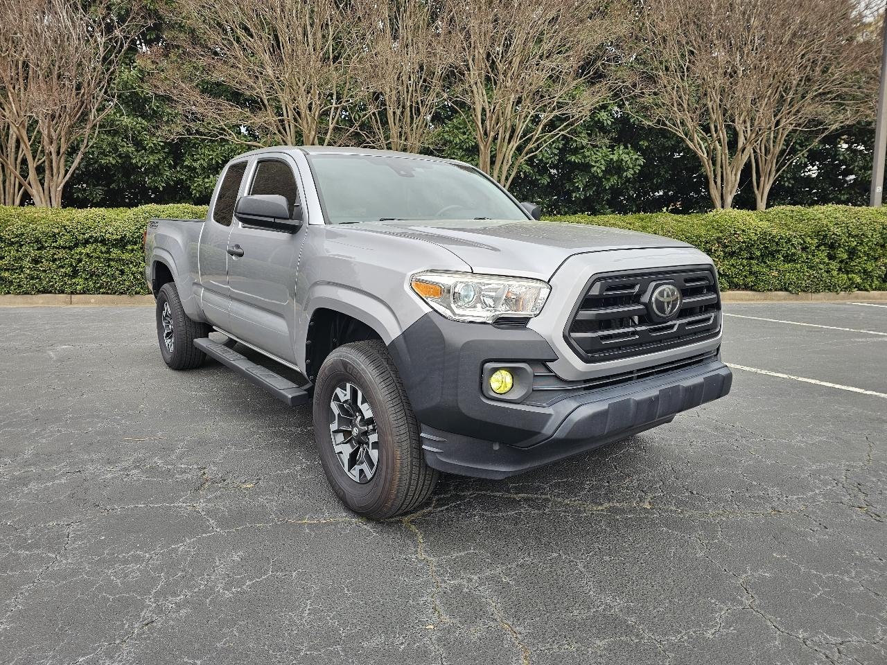 2019 Toyota Tacoma 2WD SR5 Access Cab 6' Bed I4 AT (Natl)