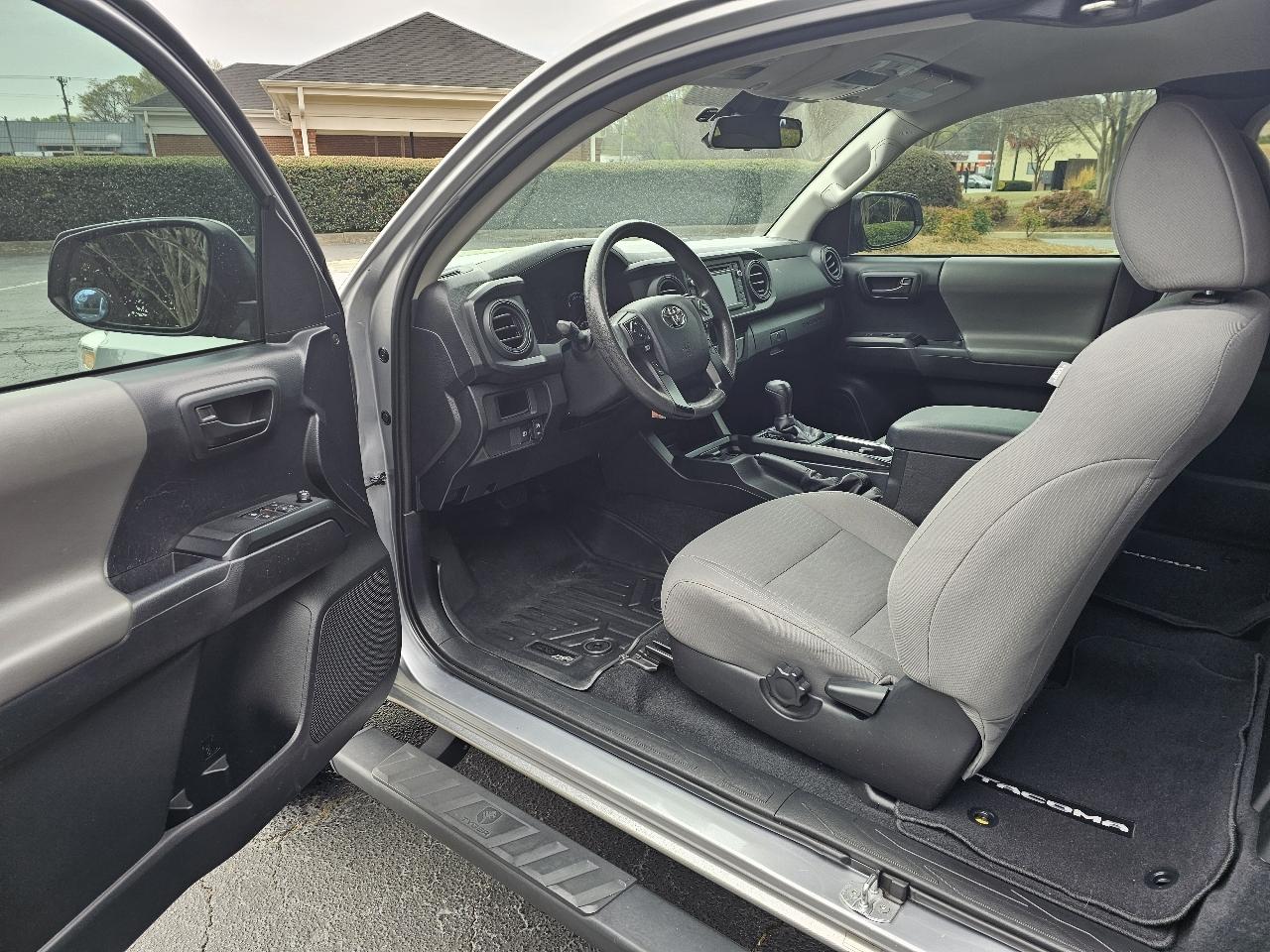 Toyota Tacoma 2WD SR5 Access Cab 6' Bed I4 AT (Natl) 2019