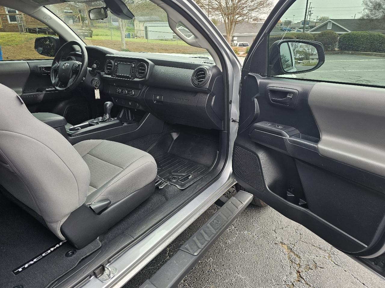 Toyota Tacoma 2WD SR5 Access Cab 6' Bed I4 AT (Natl) 2019