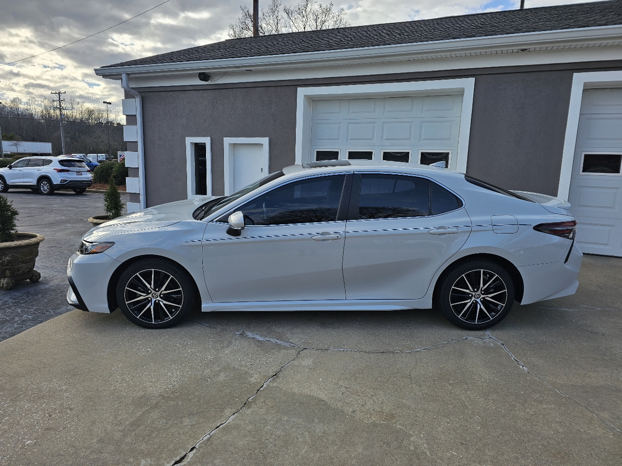Toyota Camry SE 4D Sedan 2023