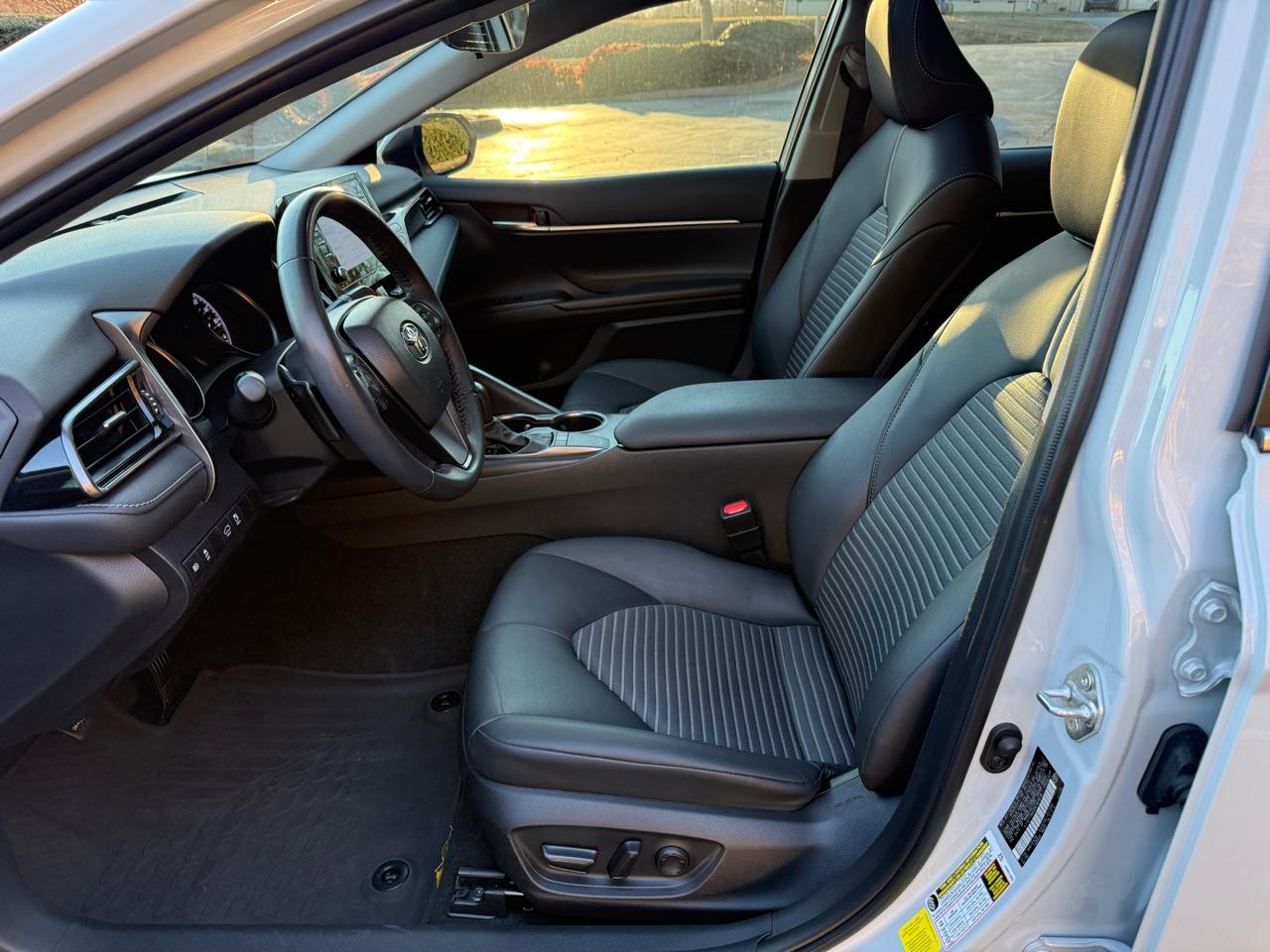 Toyota Camry SE 4D Sedan 2023