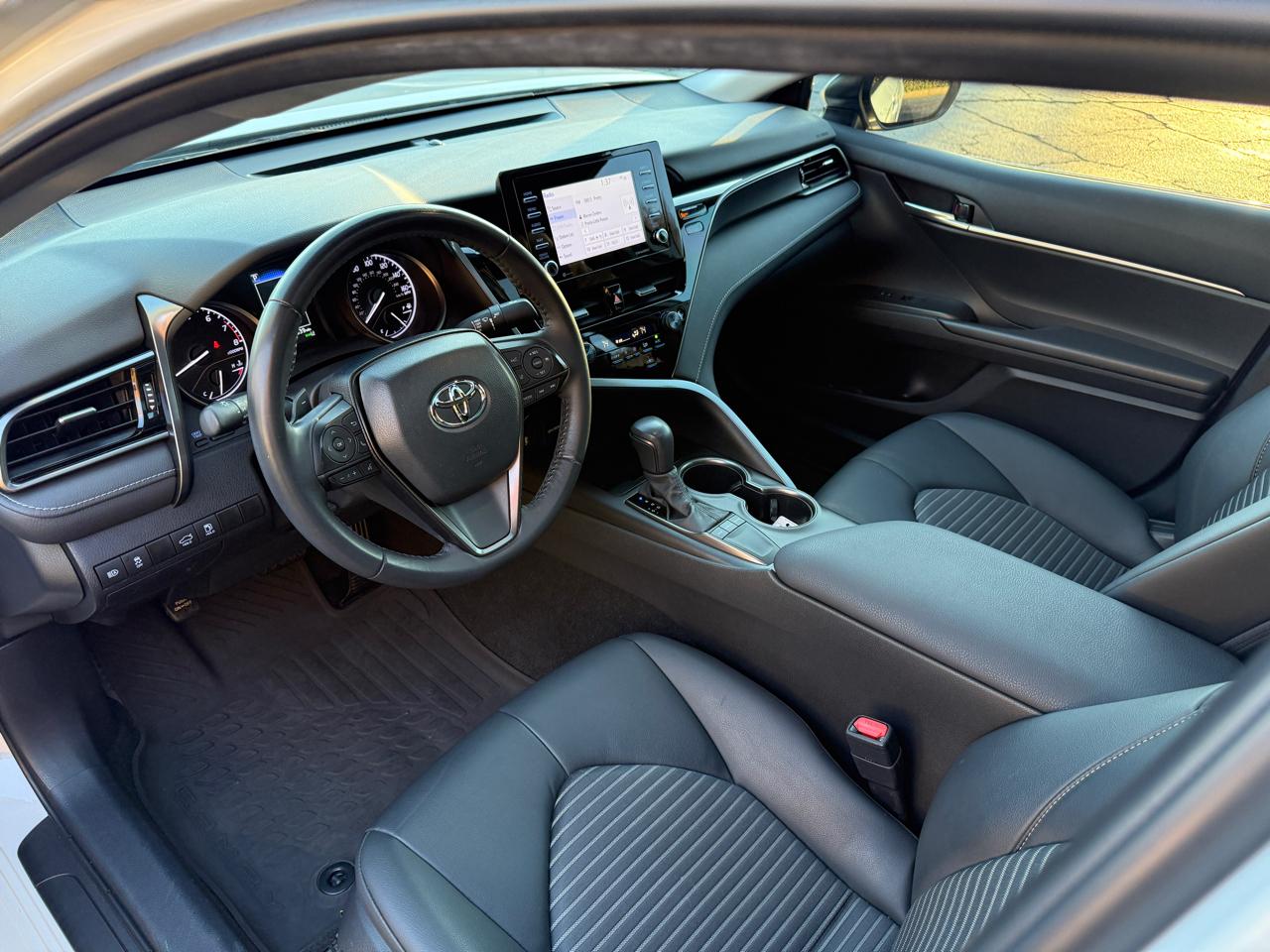 Toyota Camry SE 4D Sedan 2023