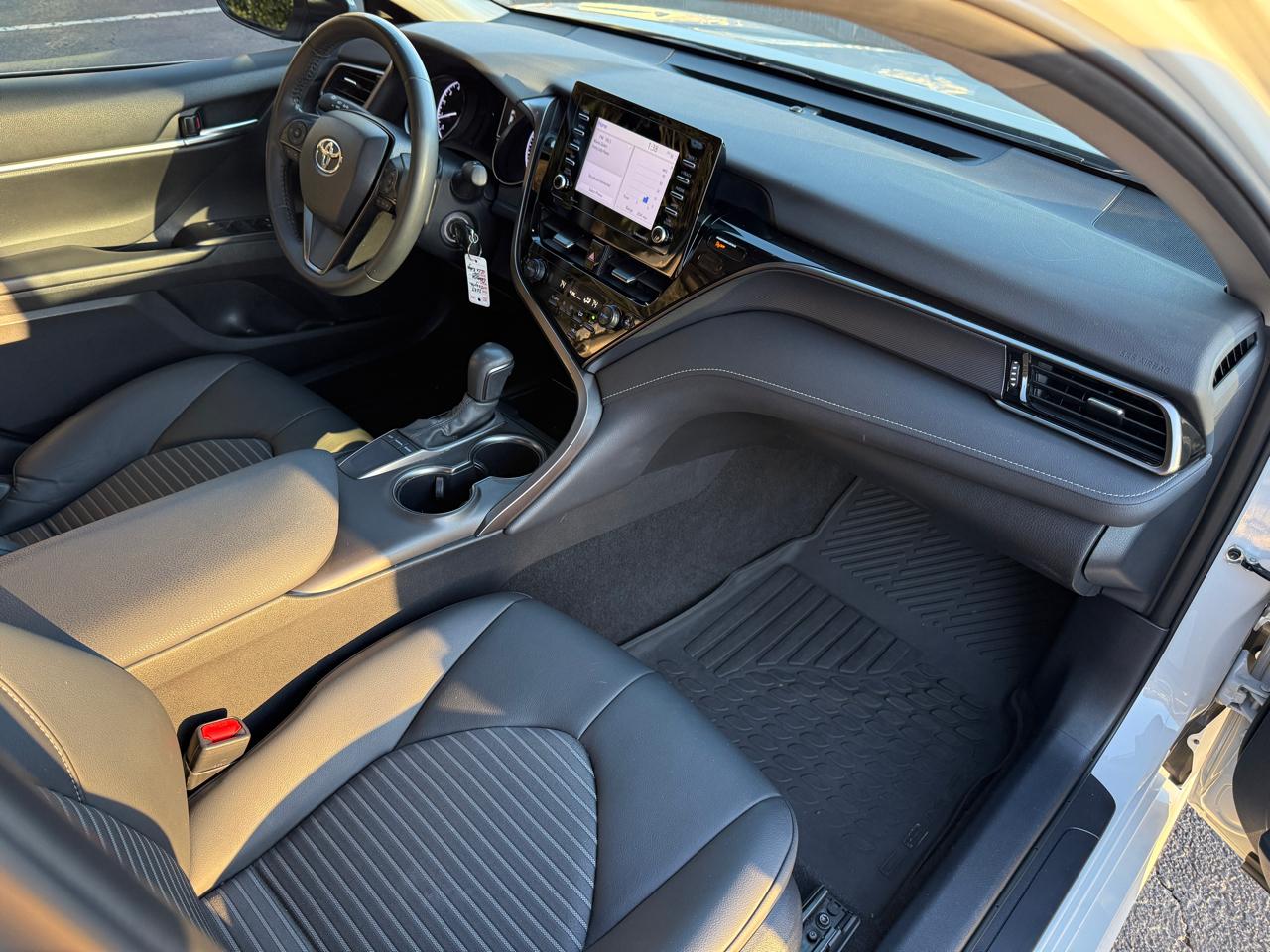 Toyota Camry SE 4D Sedan 2023