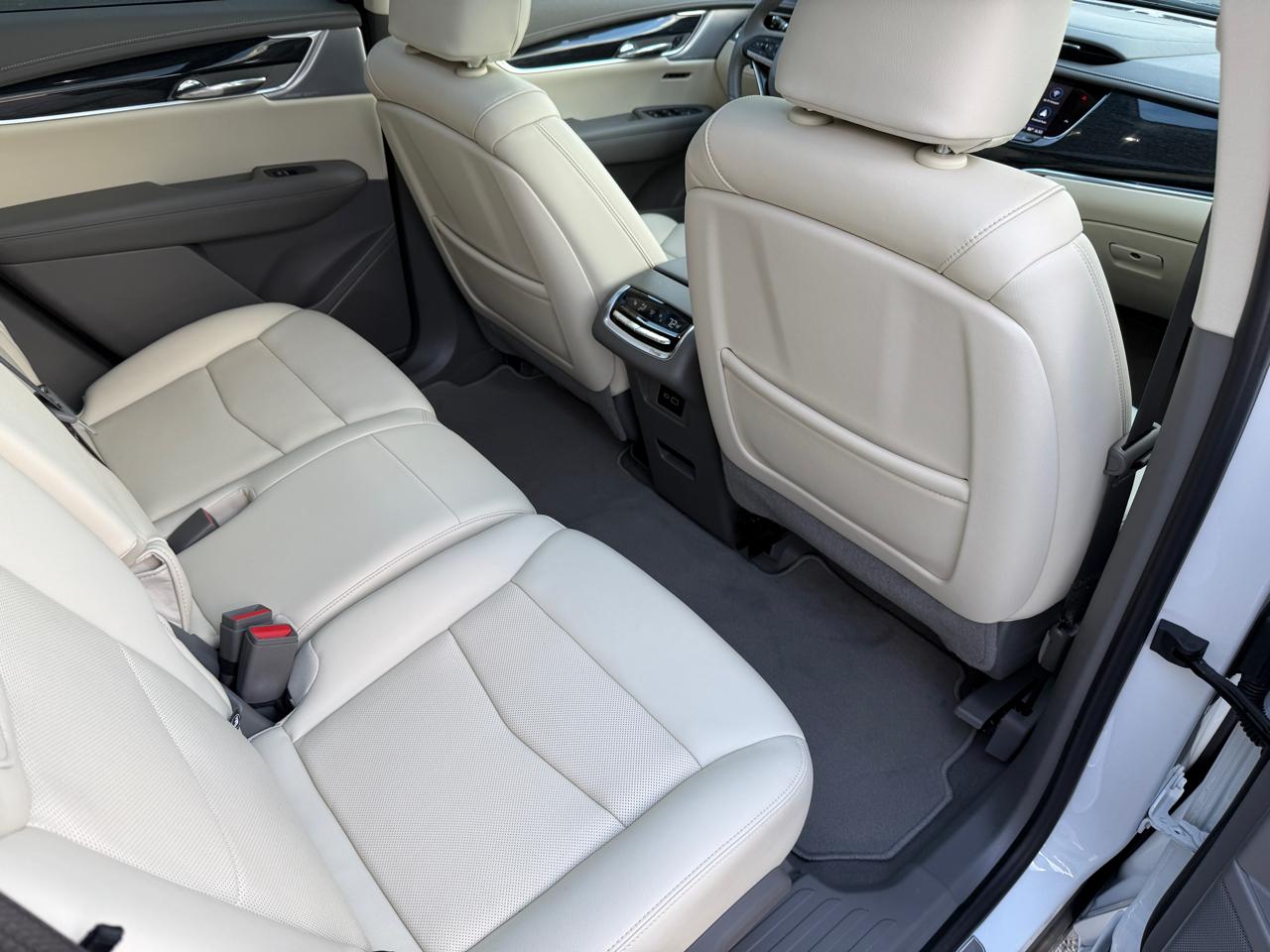 Cadillac XT6 FWD 4dr Premium Luxury 2023