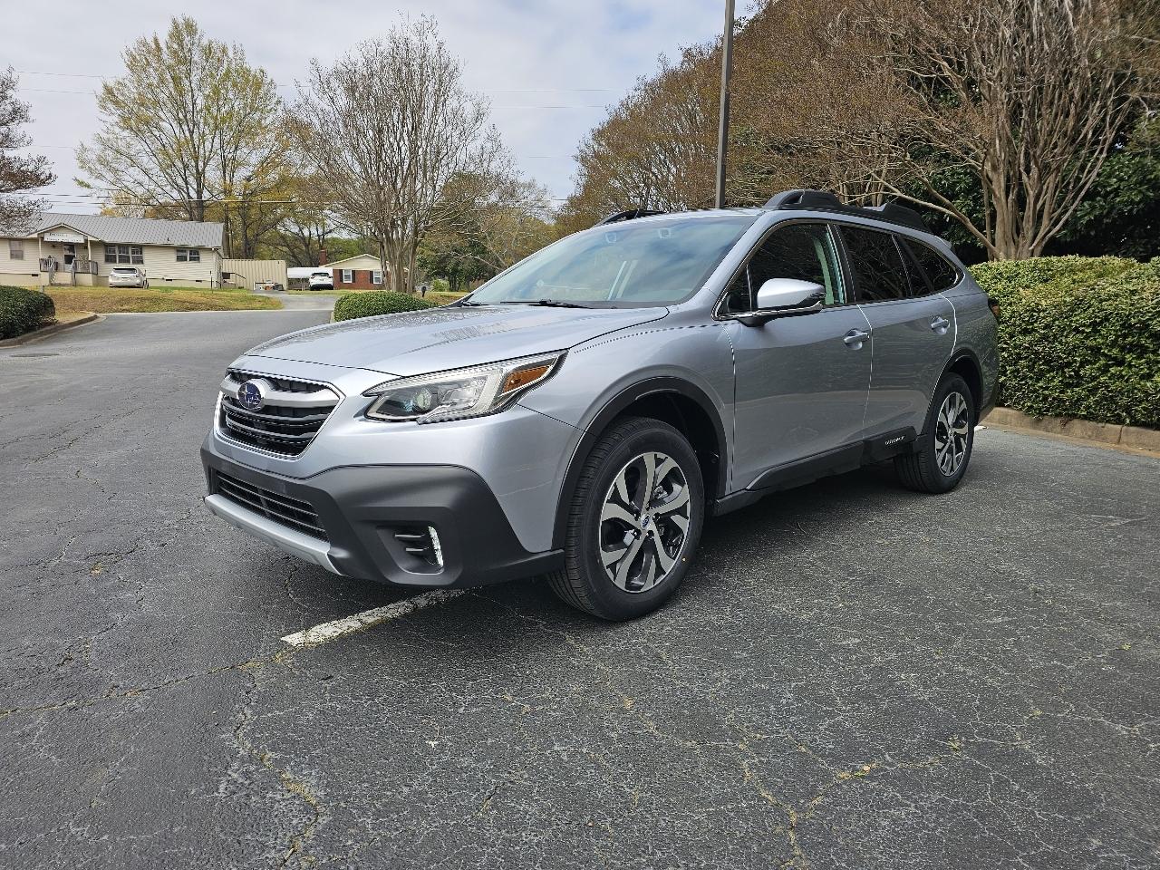Subaru Outback Limited CVT 2022