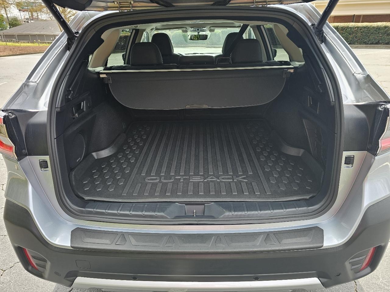 Subaru Outback Limited CVT 2022