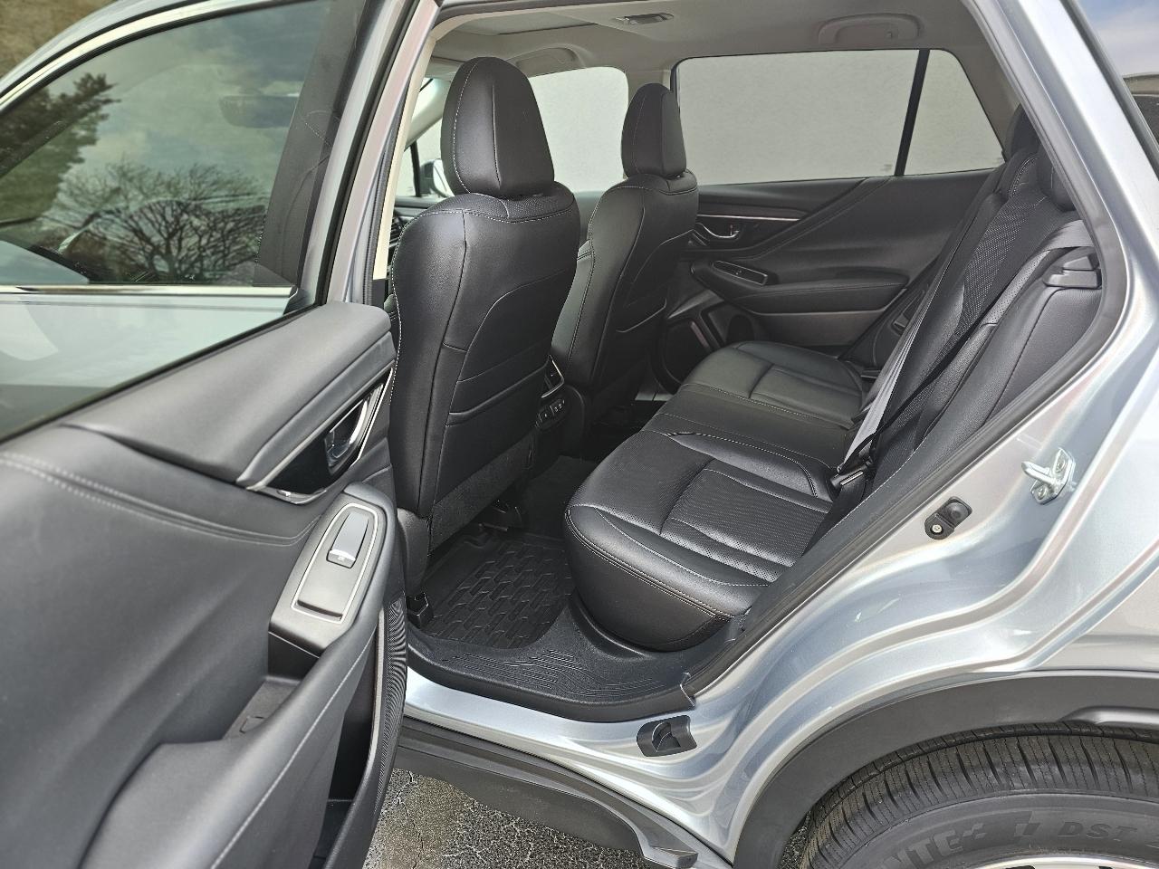 Subaru Outback Limited CVT 2022