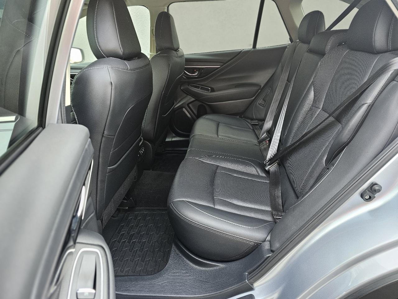 Subaru Outback Limited CVT 2022