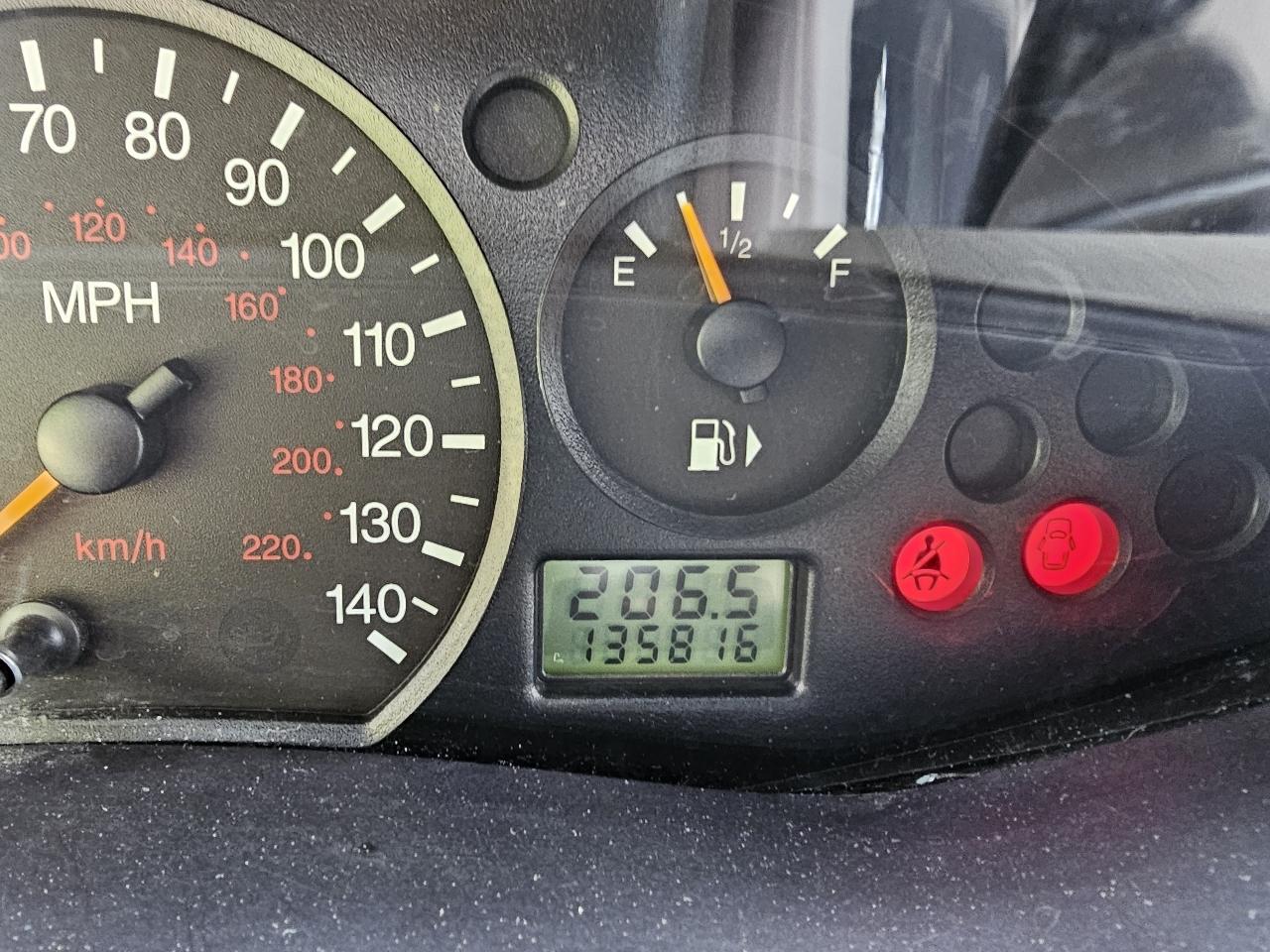 Ford Focus 4dr Sdn LX Base 2002
