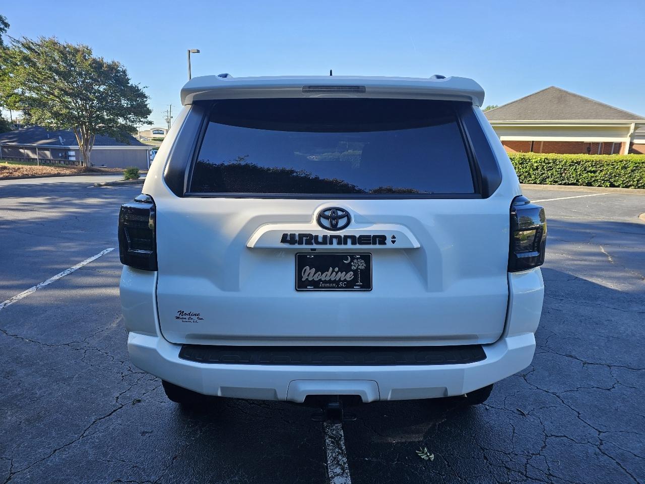 Toyota 4Runner SR5 Premium 4WD (Natl) 2023