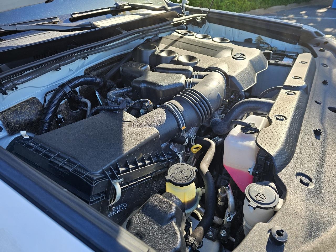 Toyota 4Runner SR5 Premium 4WD (Natl) 2023
