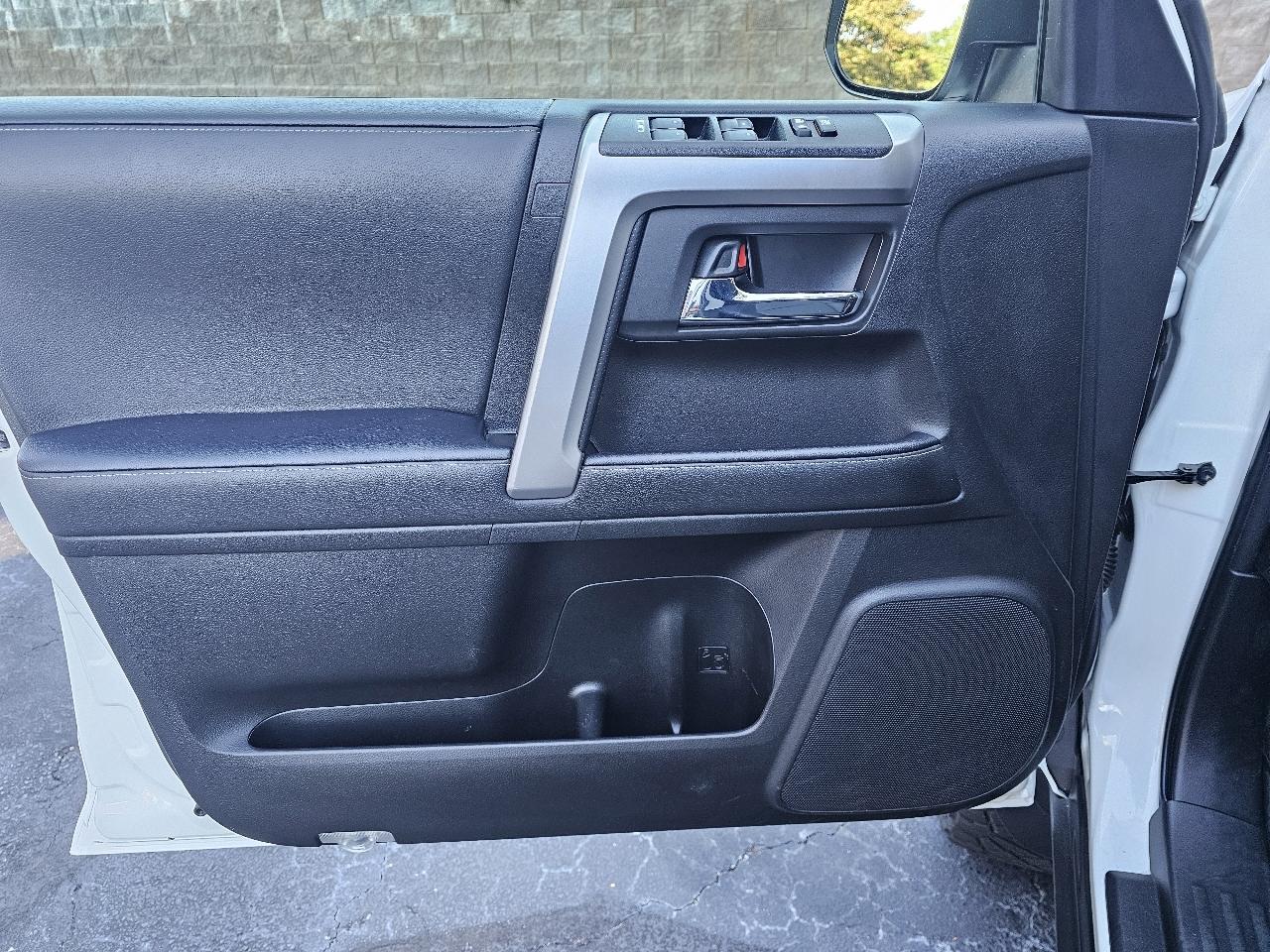 Toyota 4Runner SR5 Premium 4WD (Natl) 2023