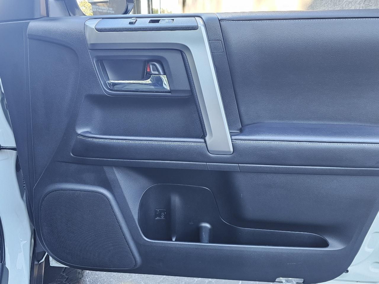 Toyota 4Runner SR5 Premium 4WD (Natl) 2023