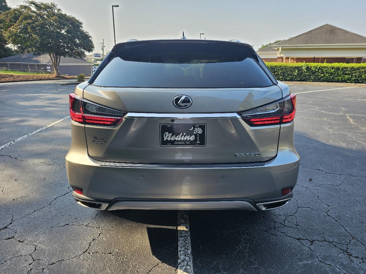 Lexus RX  2022