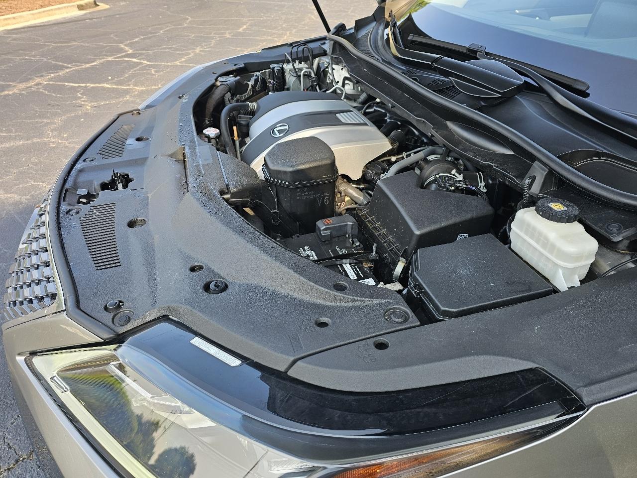 Lexus RX  2022