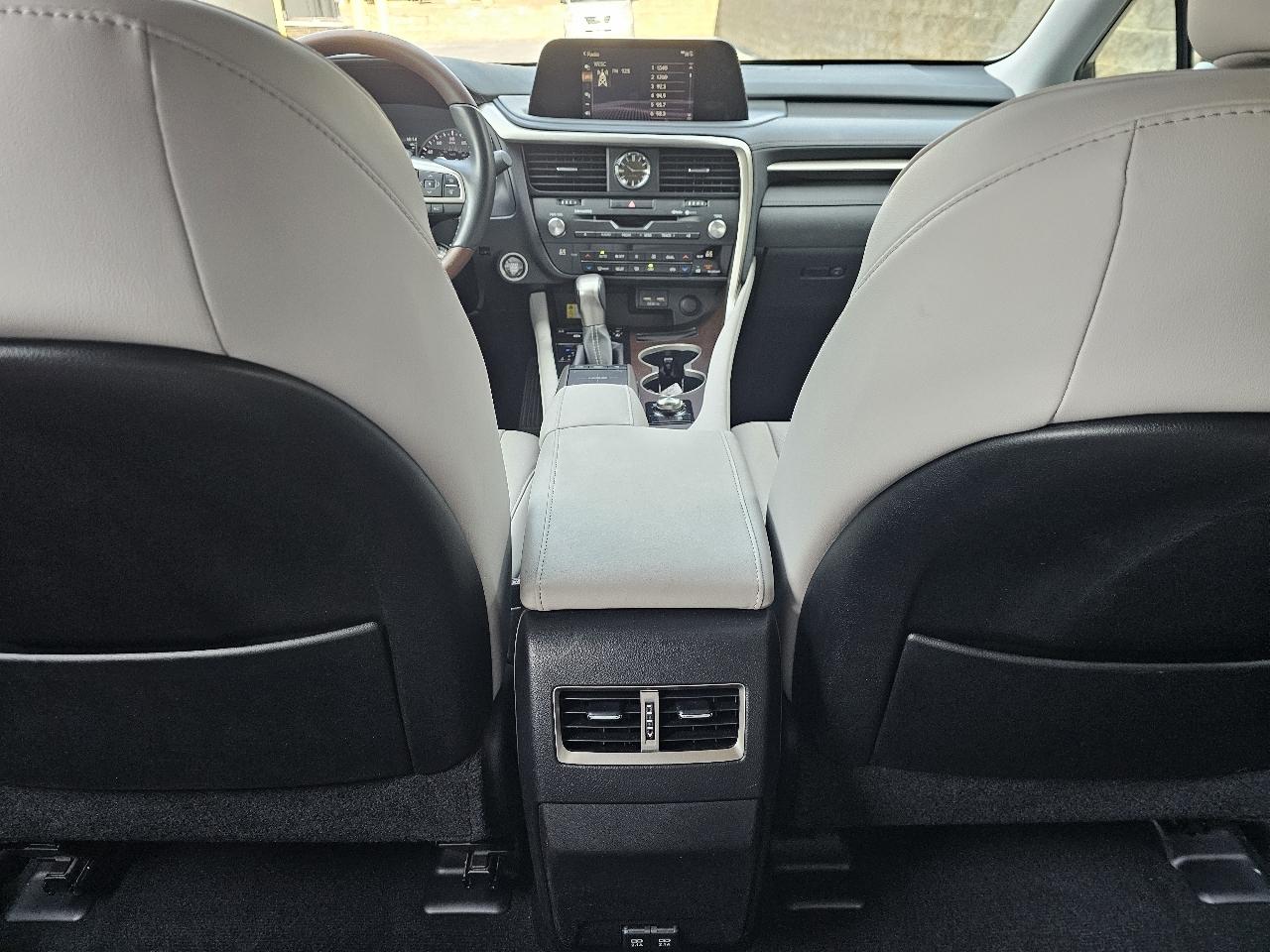 Lexus RX  2022