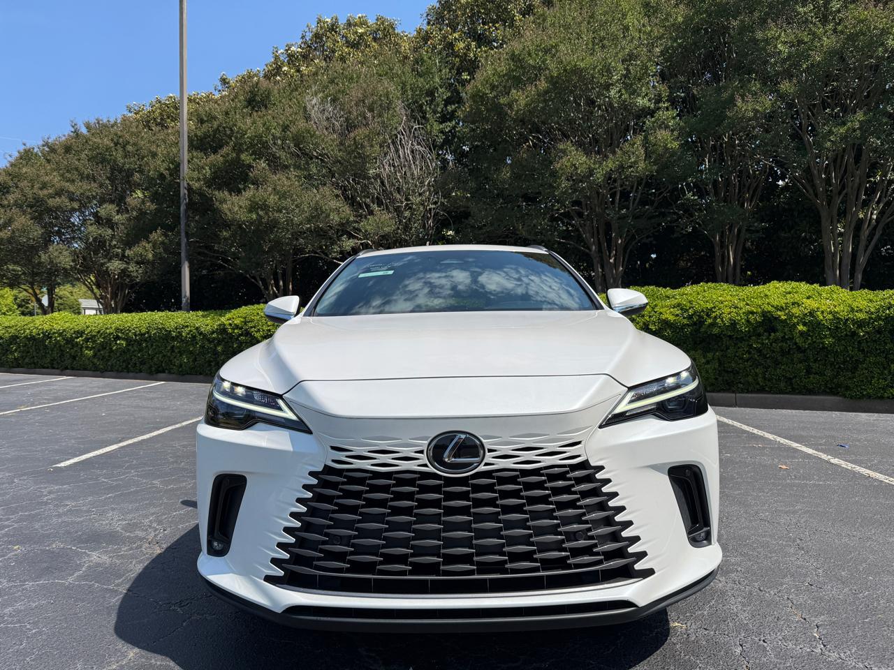 Lexus RX  2023