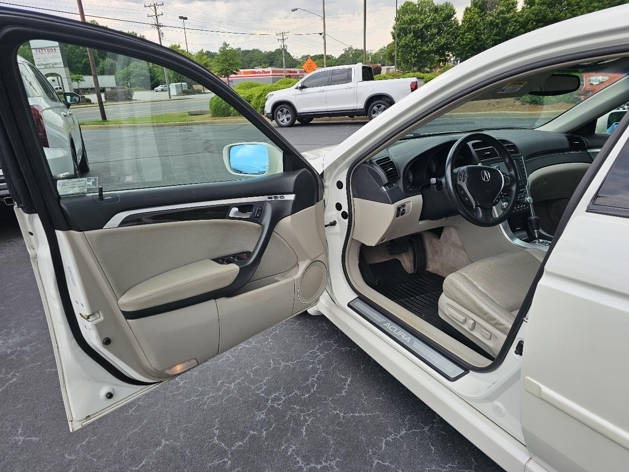 Acura TL 4dr Sdn Auto 2008