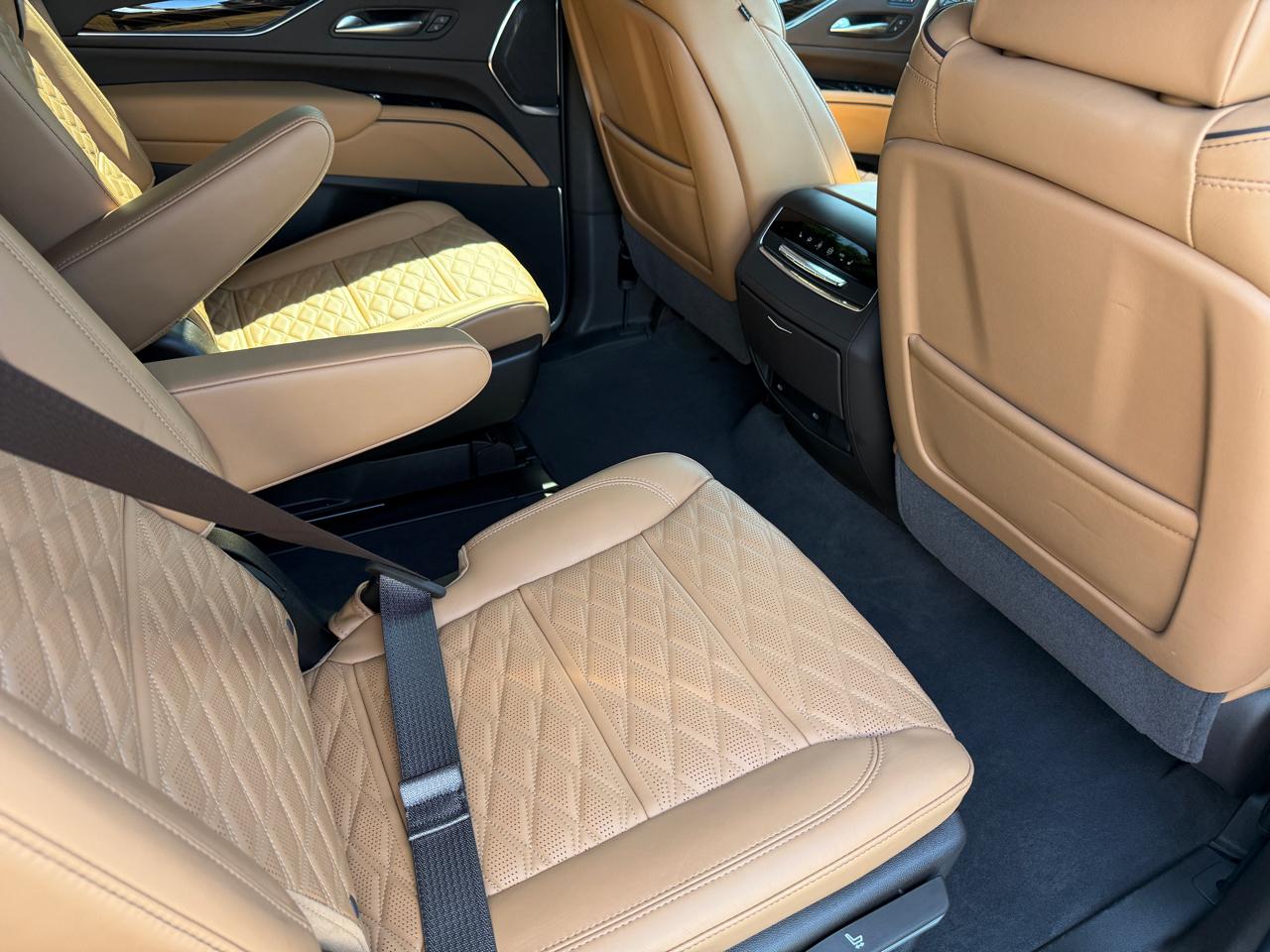 Cadillac Escalade  2024