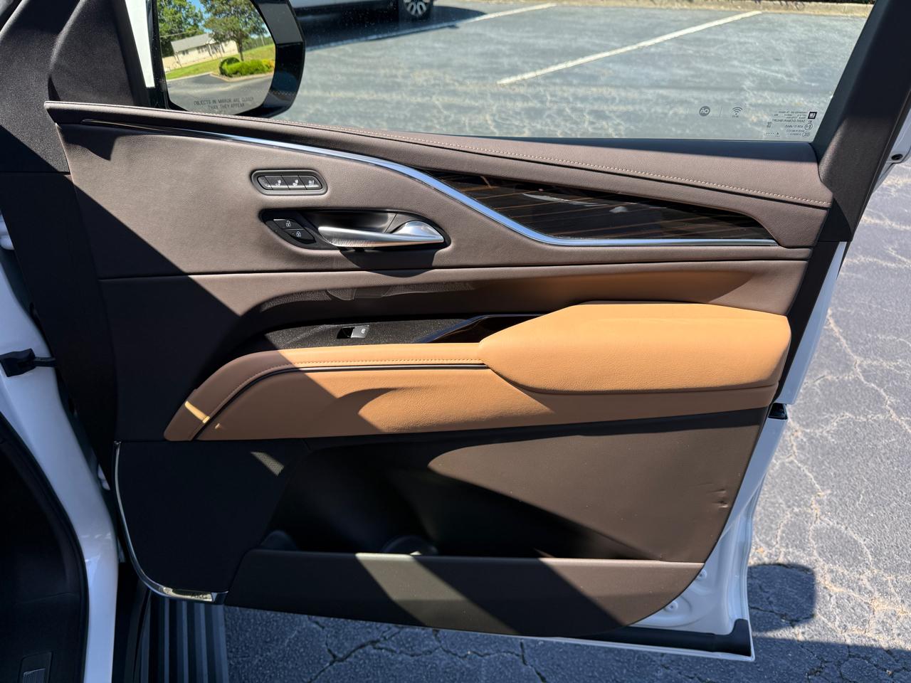 Cadillac Escalade  2024