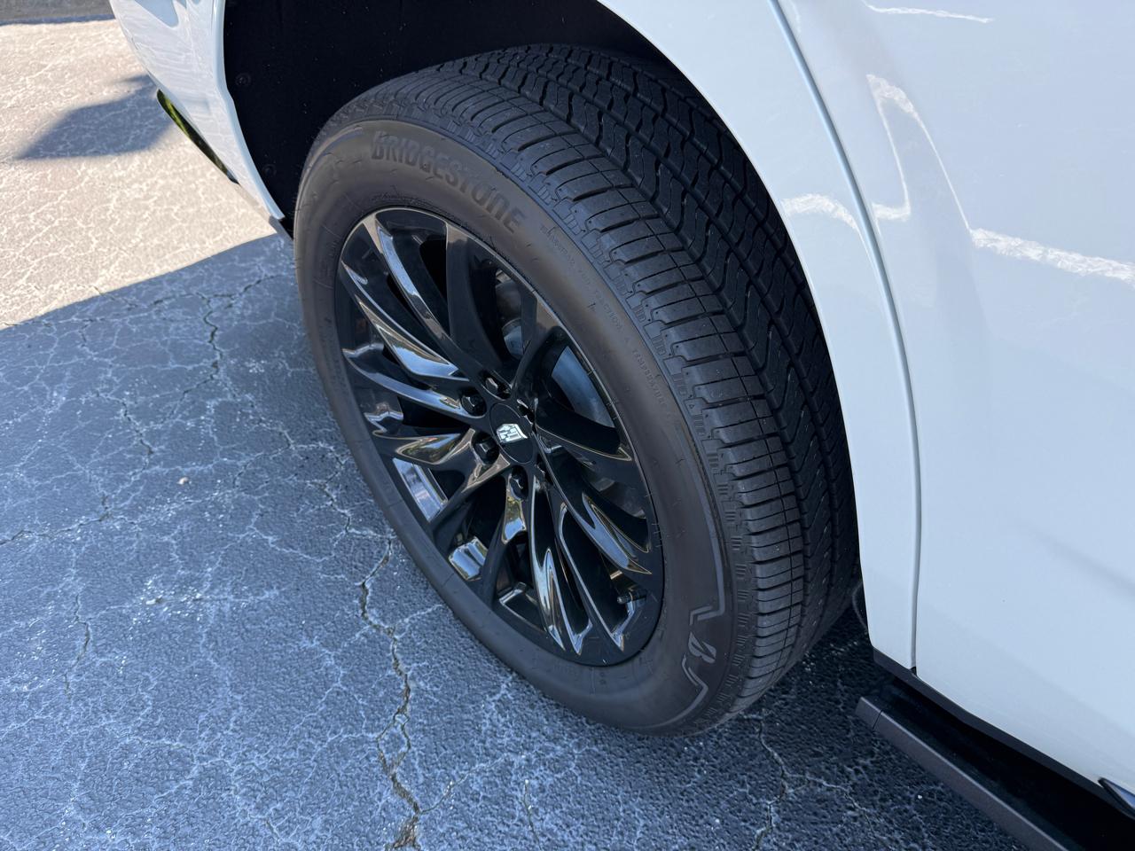 Cadillac Escalade  2024