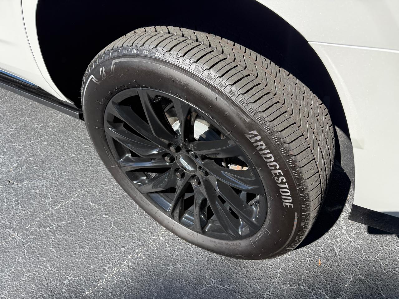 Cadillac Escalade  2024