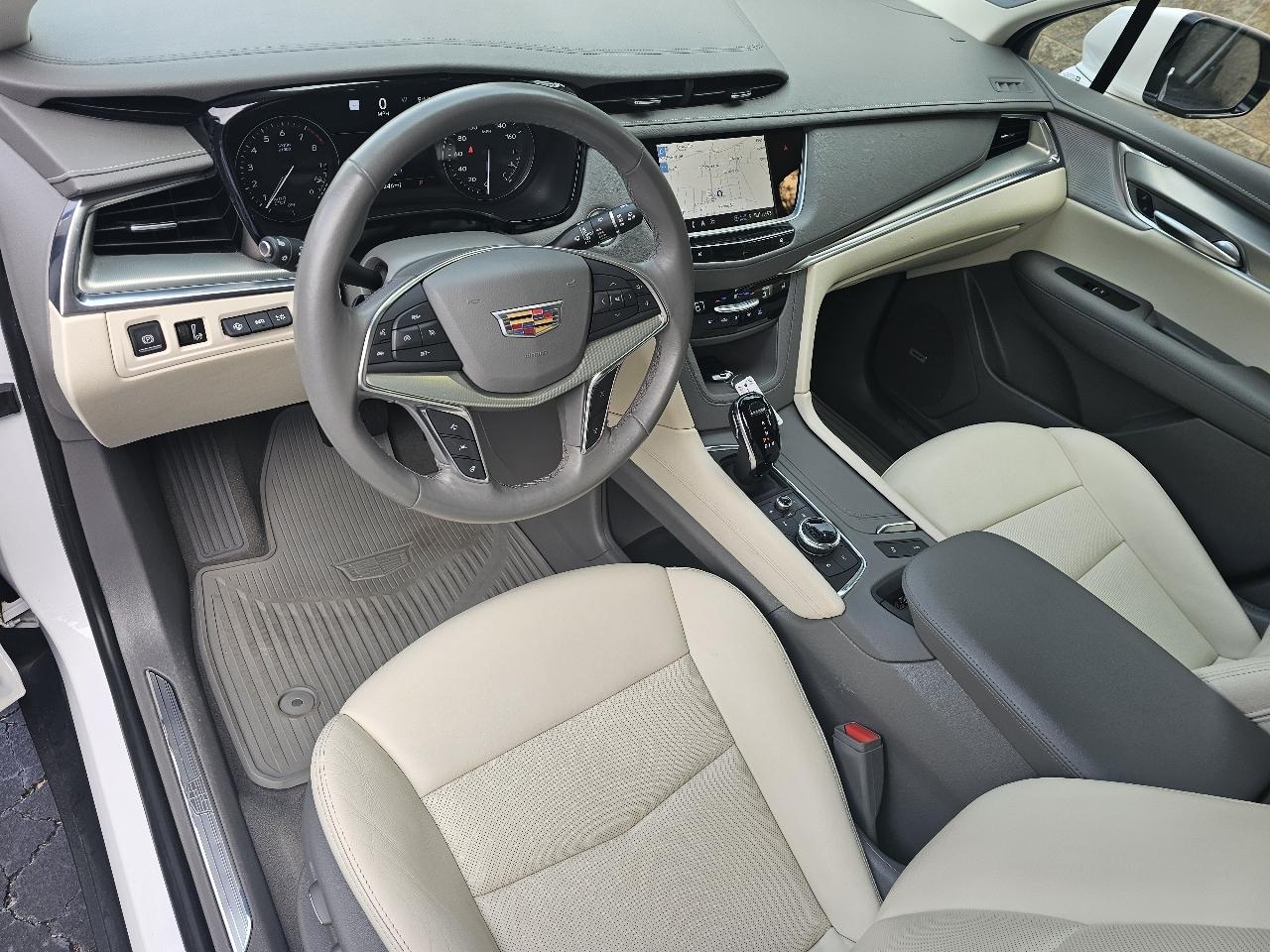 Cadillac XT5  2023