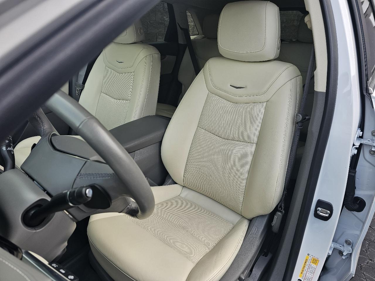 Cadillac XT5  2023