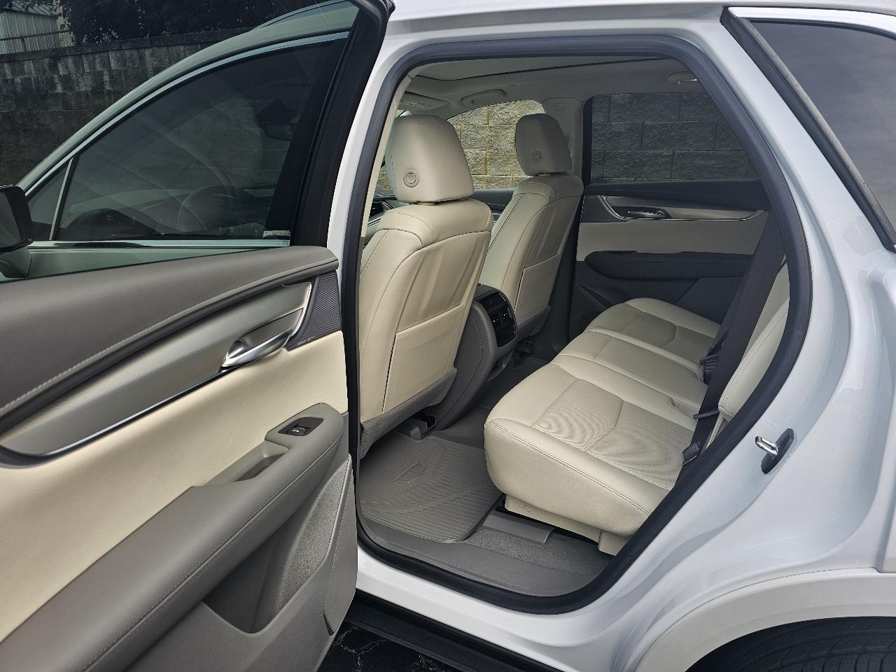 Cadillac XT5  2023