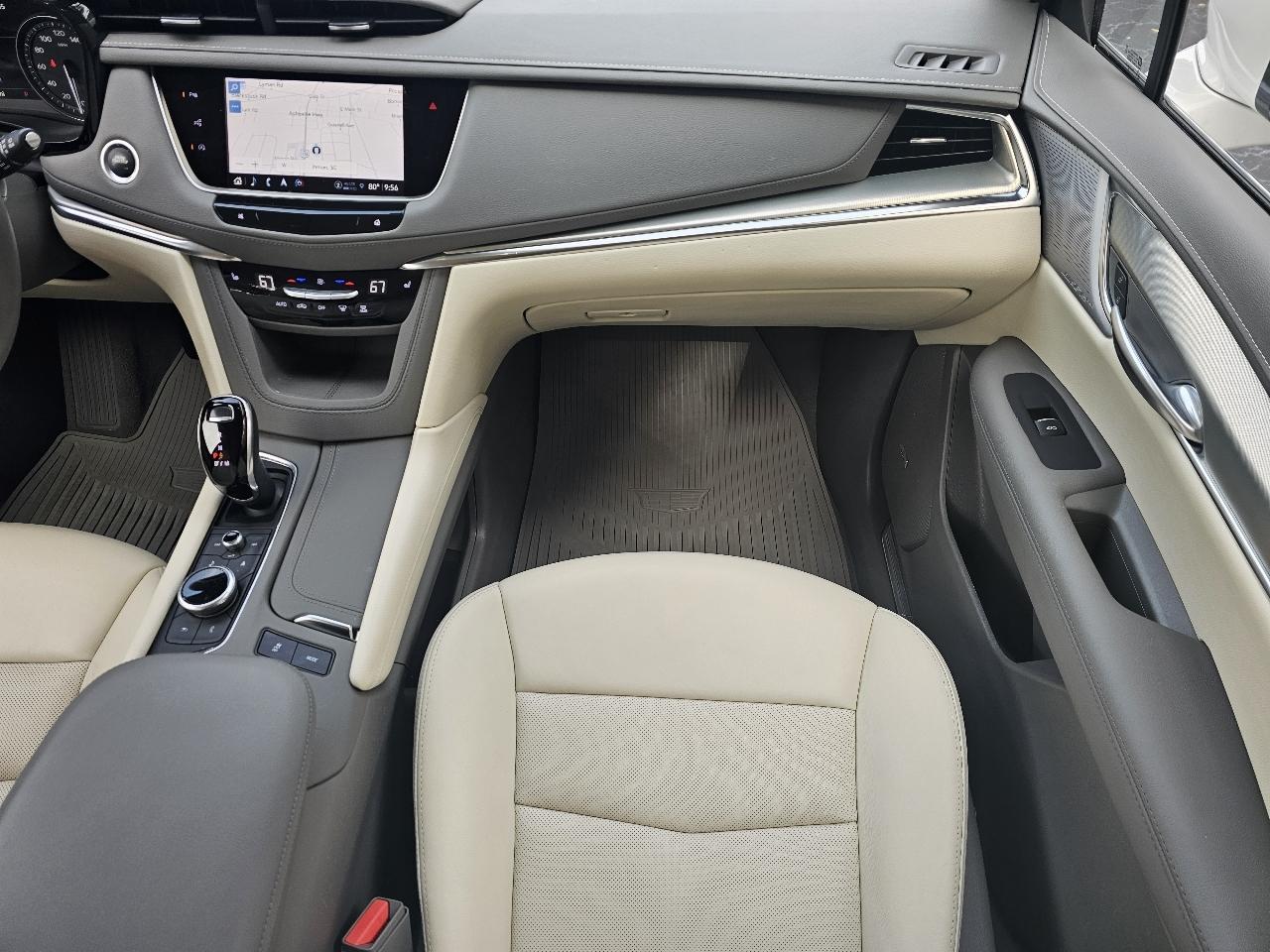 Cadillac XT5  2023