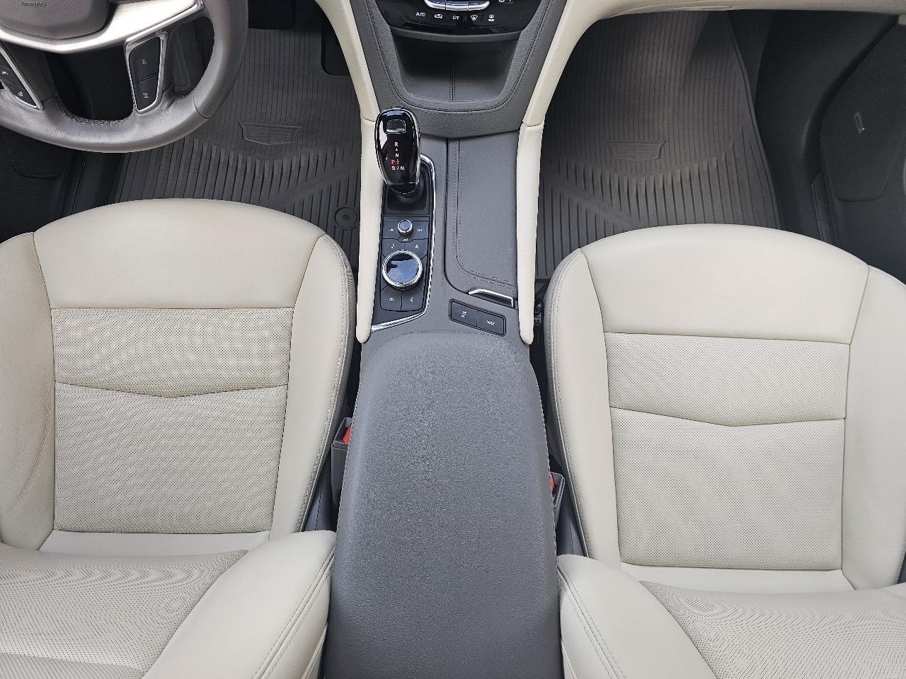 Cadillac XT5  2023