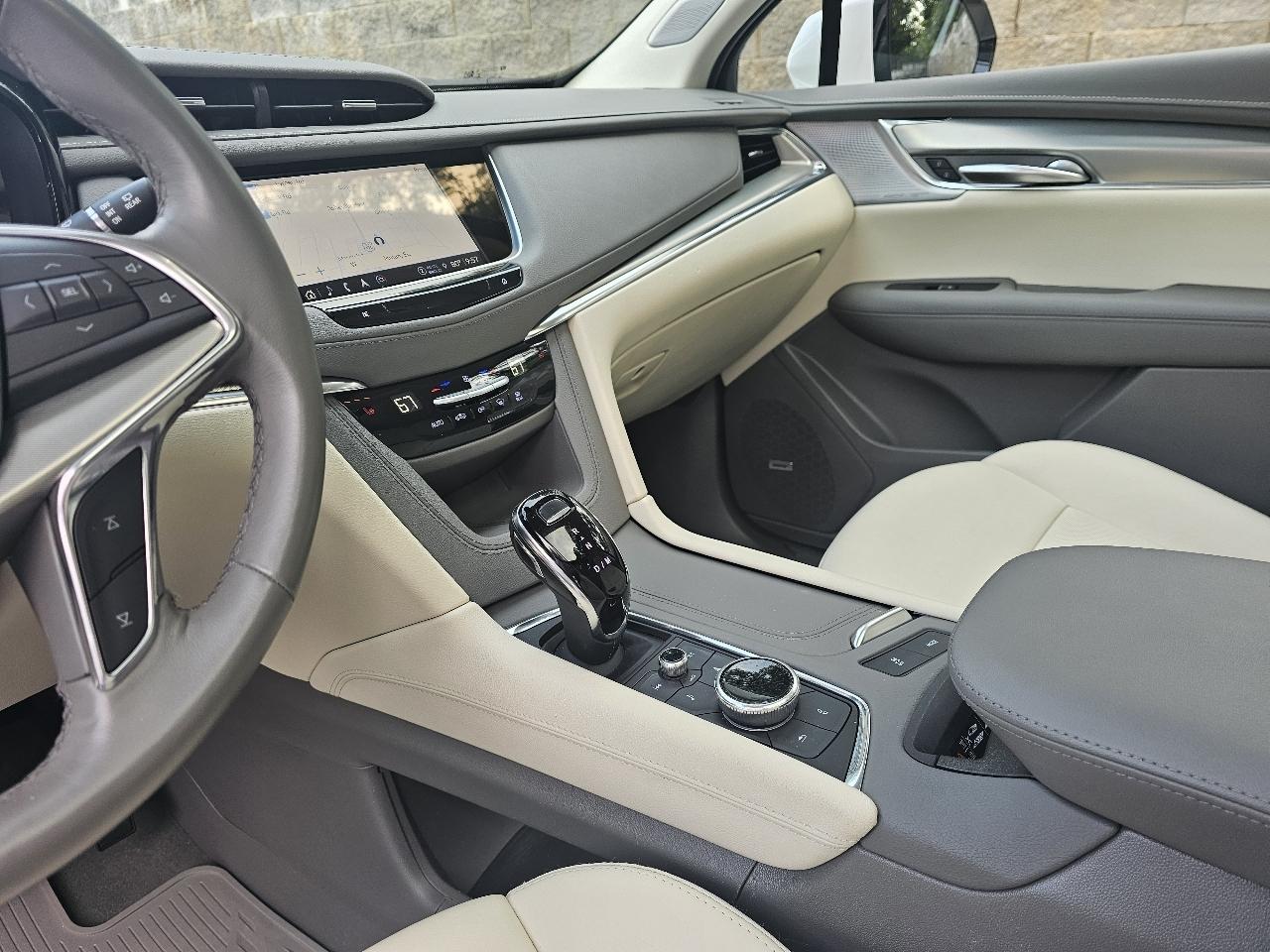 Cadillac XT5  2023
