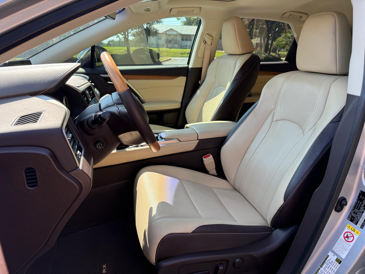 Lexus RX RX 350 FWD 2017