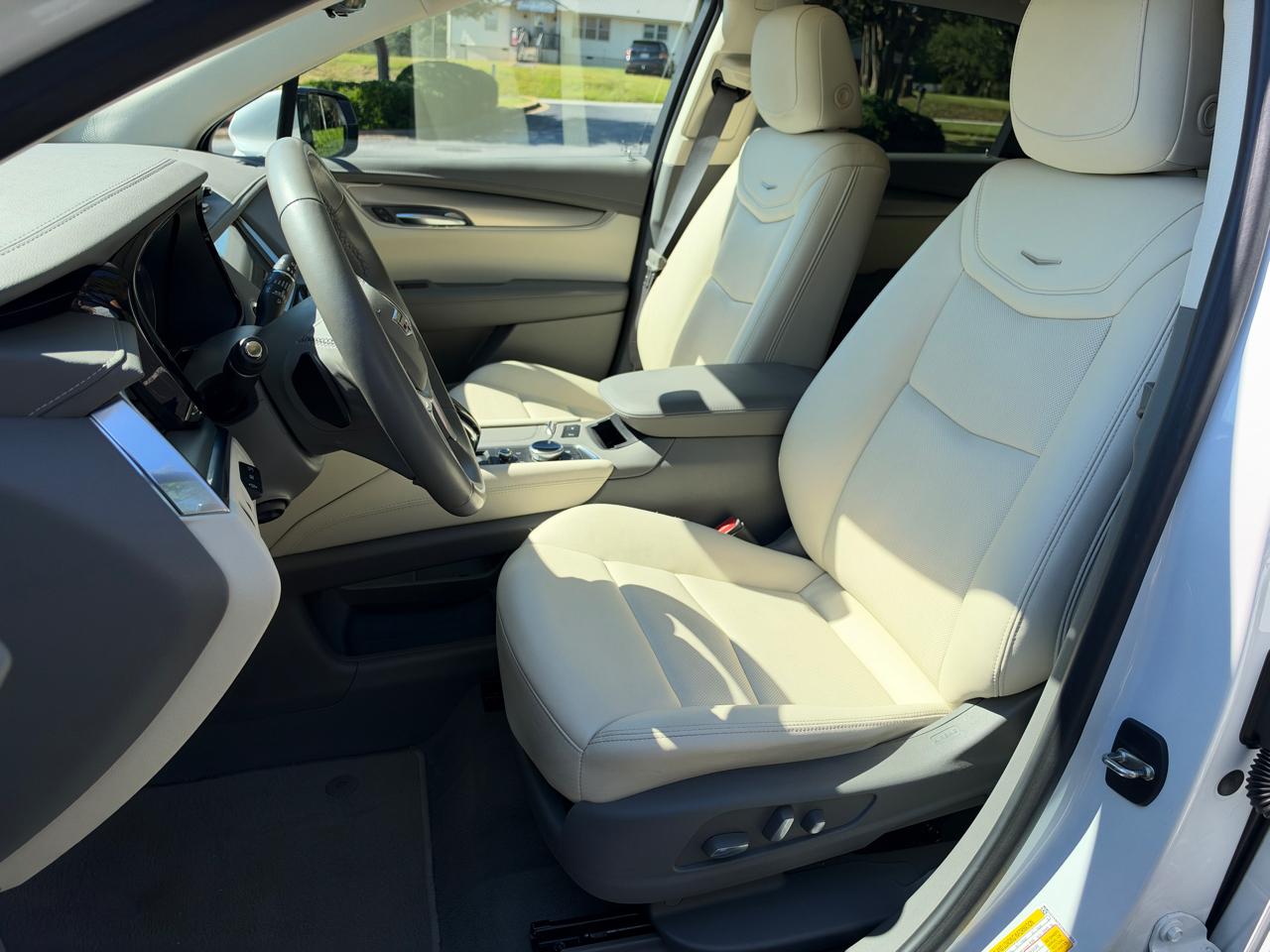 Cadillac XT5  2022